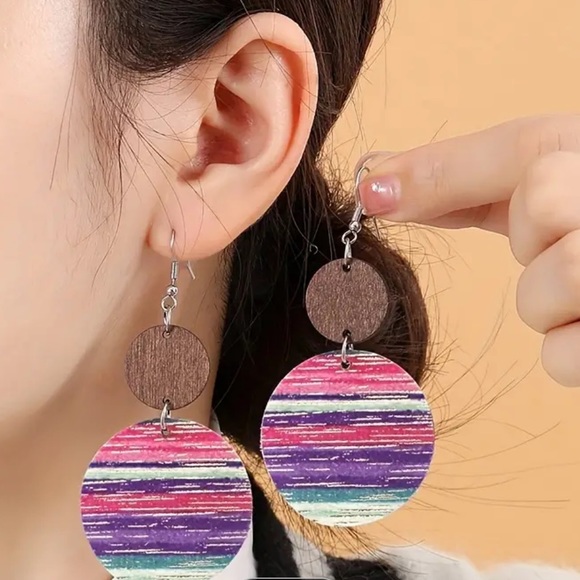 Boho Colorful Orange Striped Pattern Dangle Earrings - Picture 2 of 2